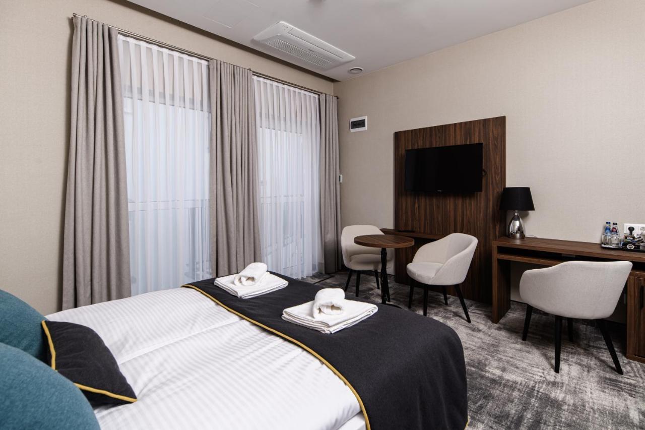 Superior King Room