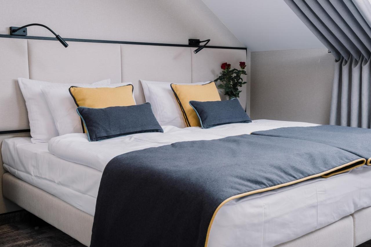 Double or Twin Room Extra Bed
